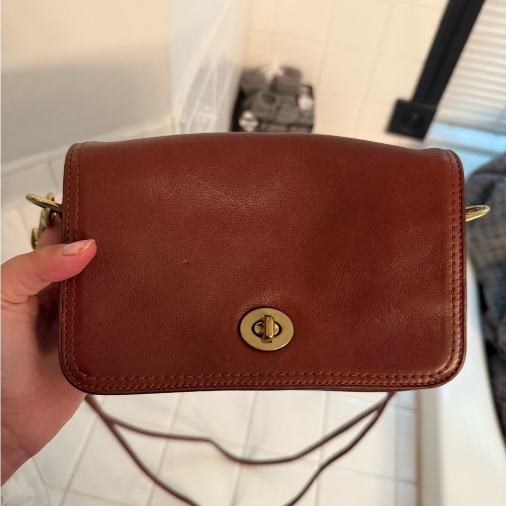 VINTAGE coach Leather Crossbody Bag